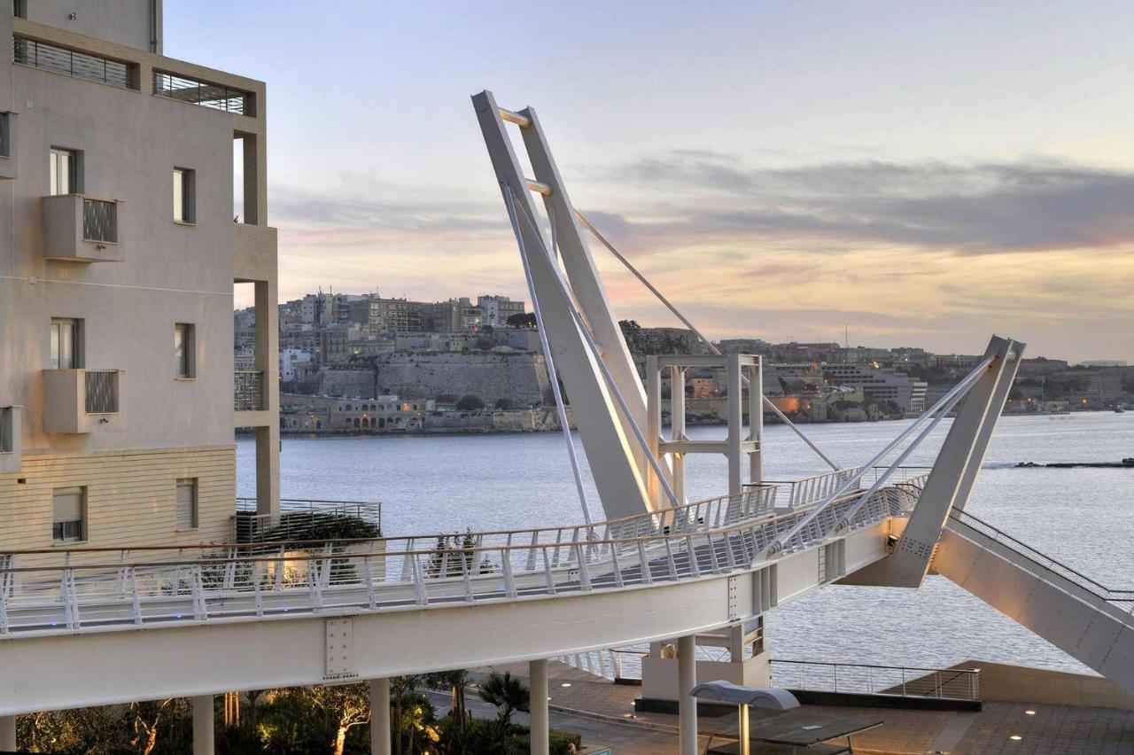 Prime Location Apartment With Side Seaviews Σλιέμα Εξωτερικό φωτογραφία