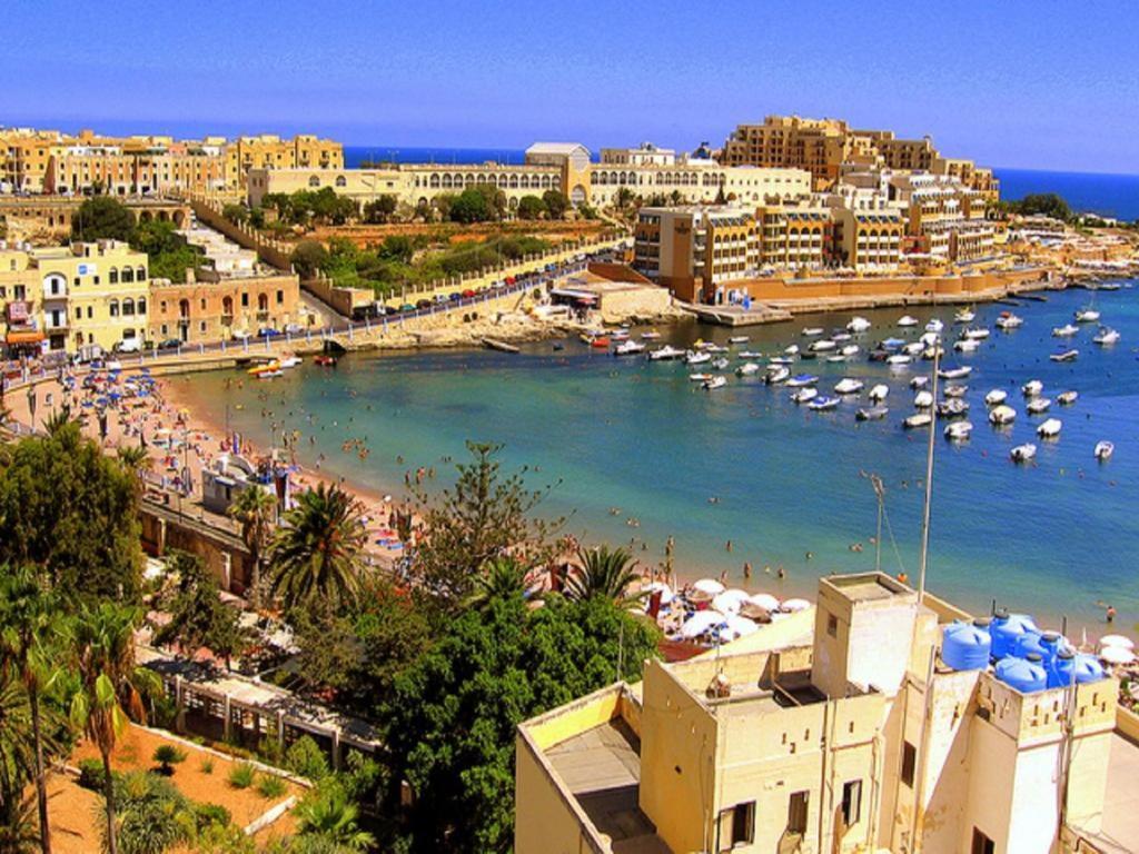 Prime Location Apartment With Side Seaviews Σλιέμα Εξωτερικό φωτογραφία