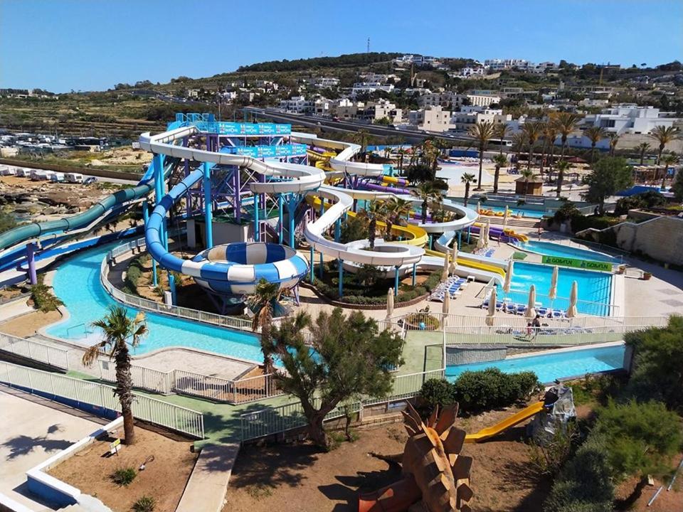 Prime Location Apartment With Side Seaviews Σλιέμα Εξωτερικό φωτογραφία